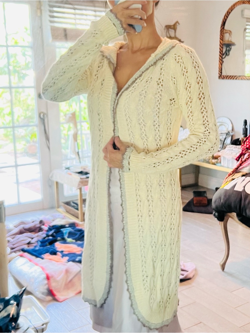So soft & Beautiful Knit Hooded Long Cardigan Sweater Excellent Condition!! - Picture 1 of 15